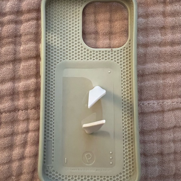 Loopy Case Tan Phone Case with Loop Strap - Picture 3 of 3